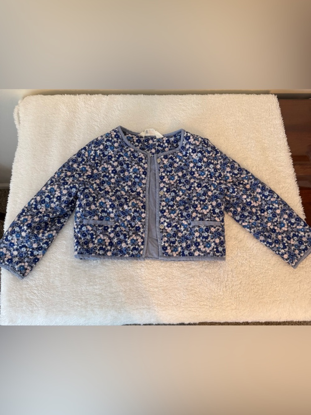 H&M Blue and White Floral Quilted Jacket 2-3 Y Spring Summer Preppy